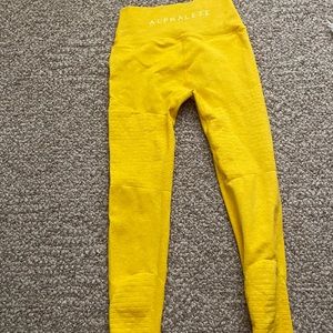 Alphalete revival leggings in S - yellow